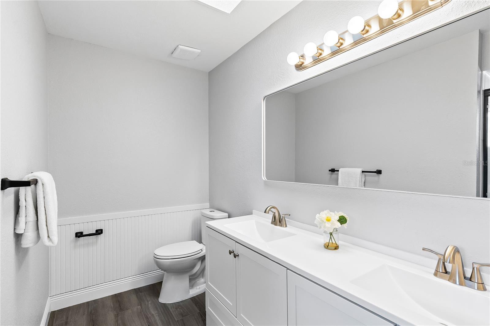 Image 9 of 24 For 111 Raintree Drive