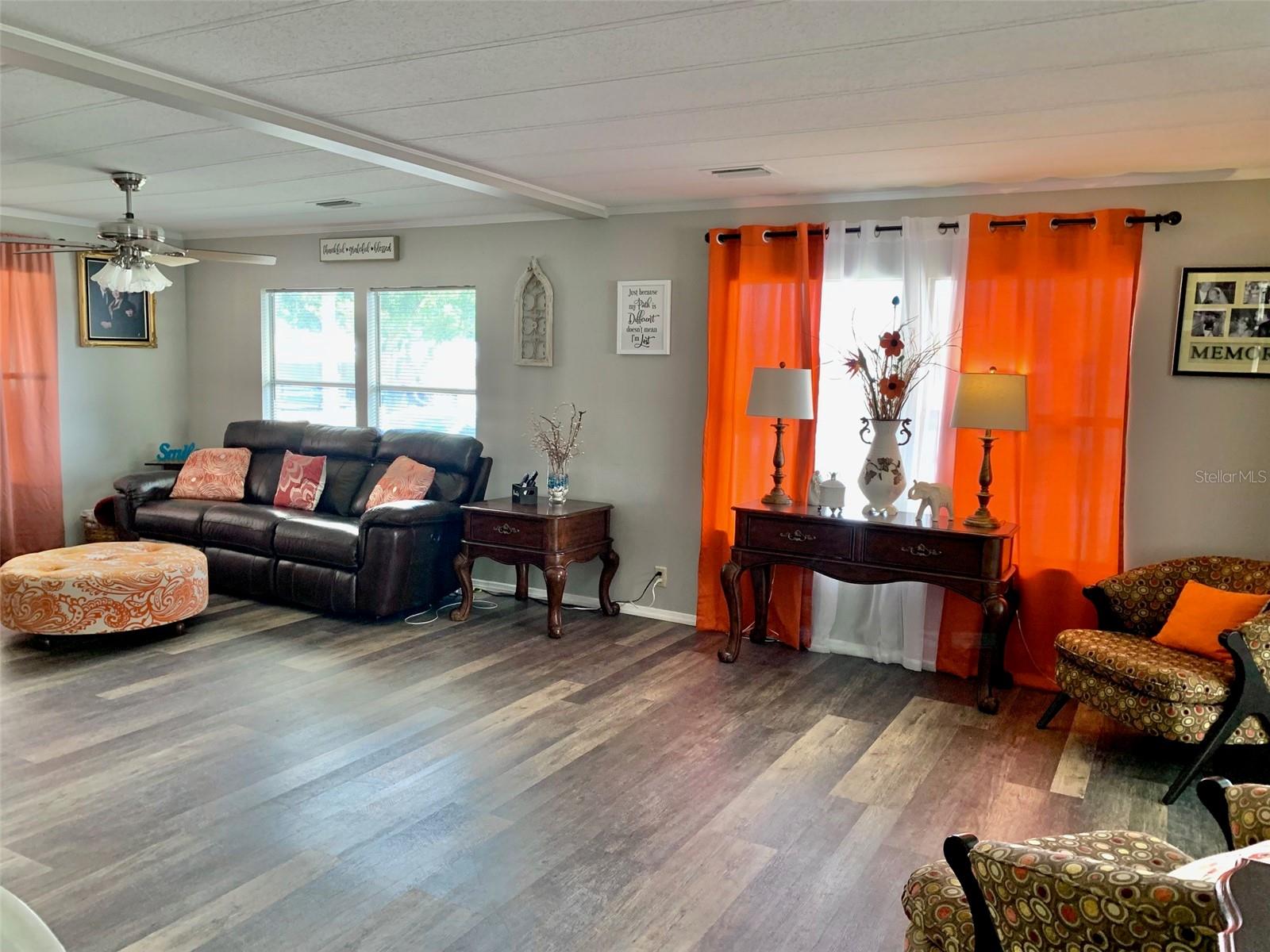 Image 13 of 48 For 2122 Oak Grove Drive 79