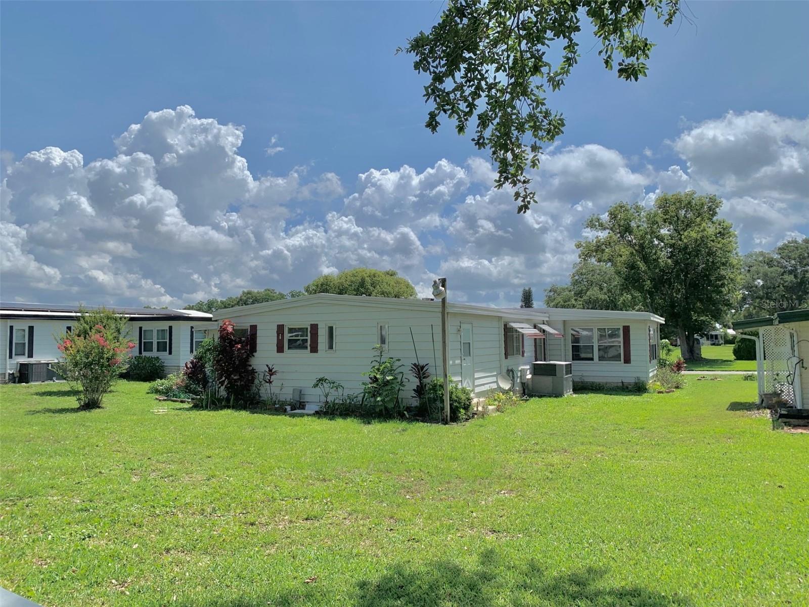 Image 22 of 48 For 2122 Oak Grove Drive 79