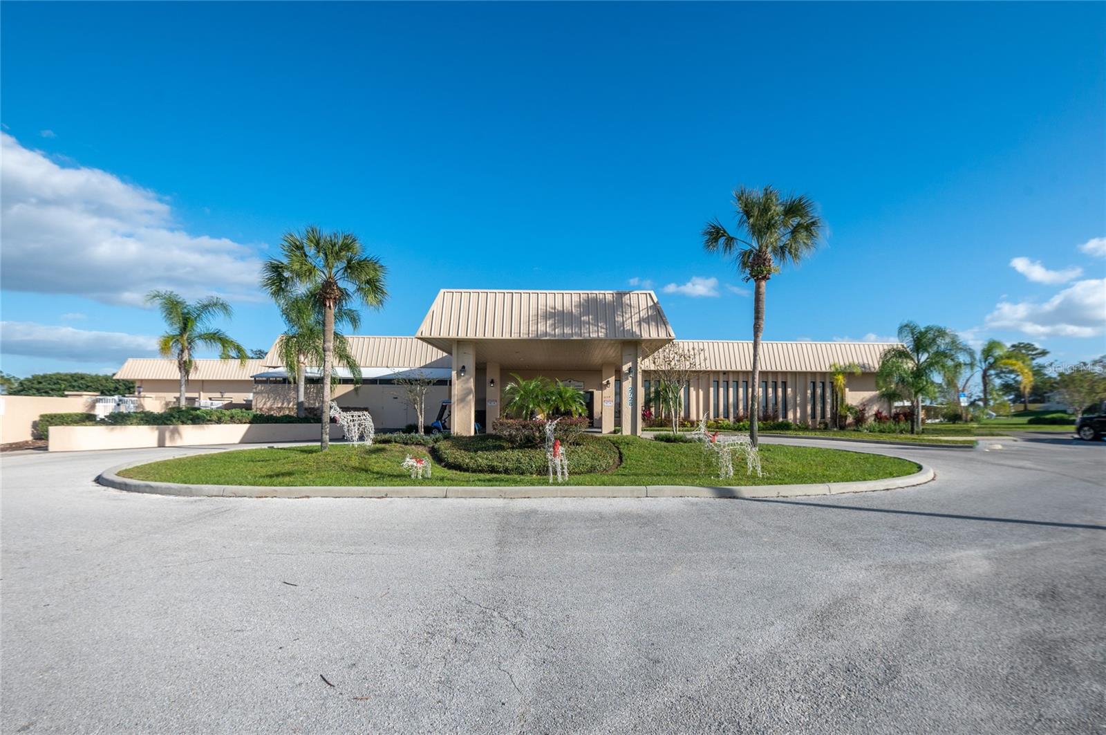 Image 39 of 48 For 2122 Oak Grove Drive 79