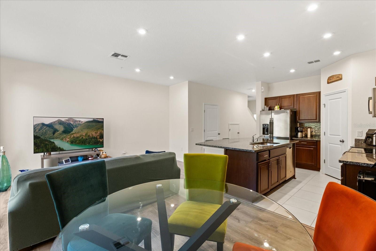 Image 10 of 26 For 2087 Crystal Bell Street