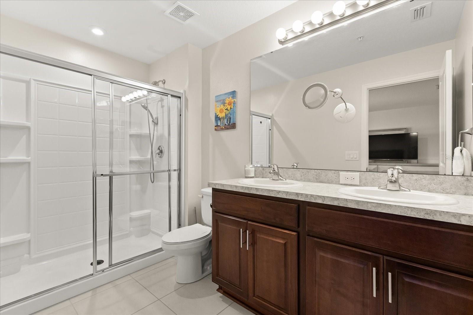 Image 15 of 26 For 2087 Crystal Bell Street