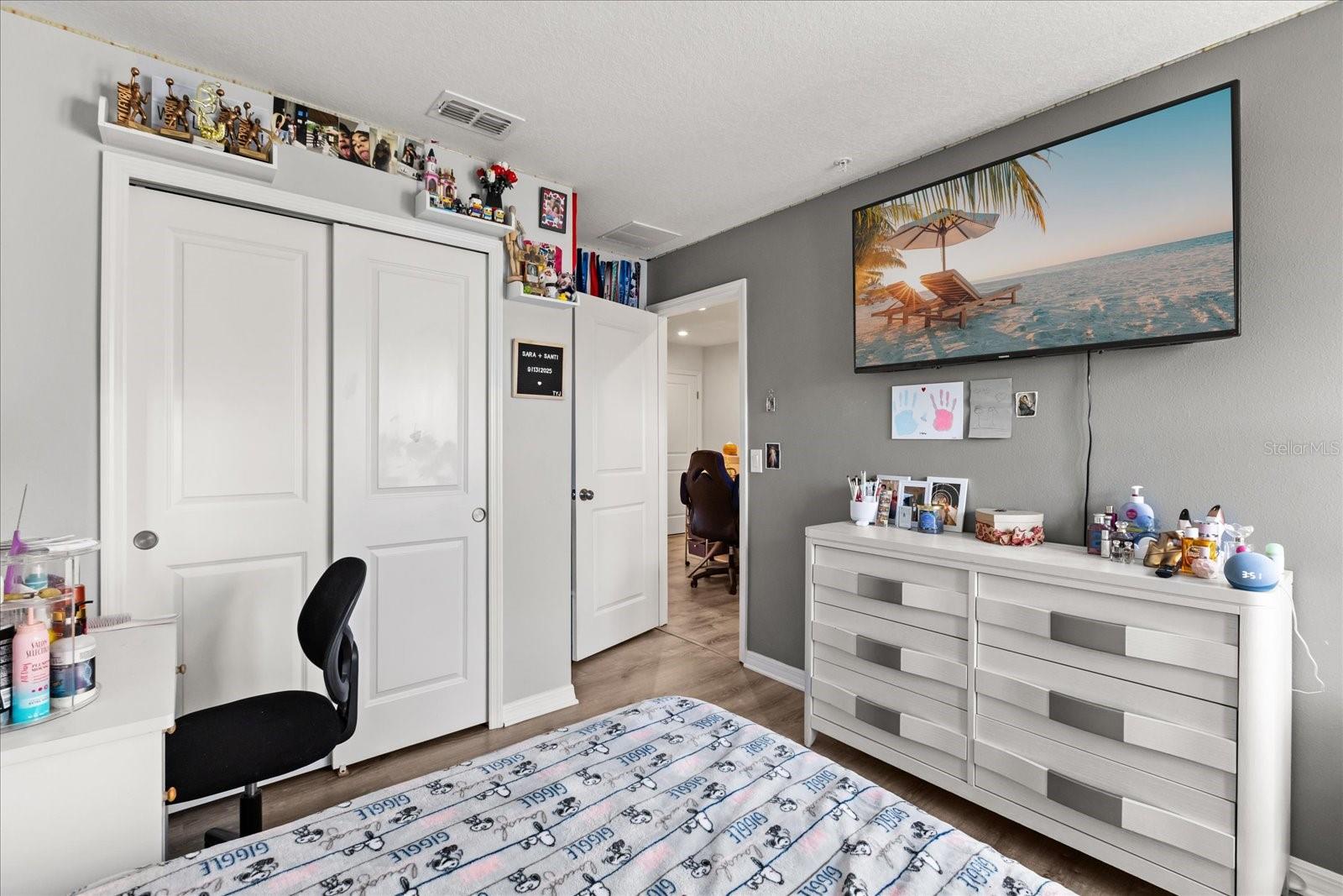 Image 17 of 26 For 2087 Crystal Bell Street