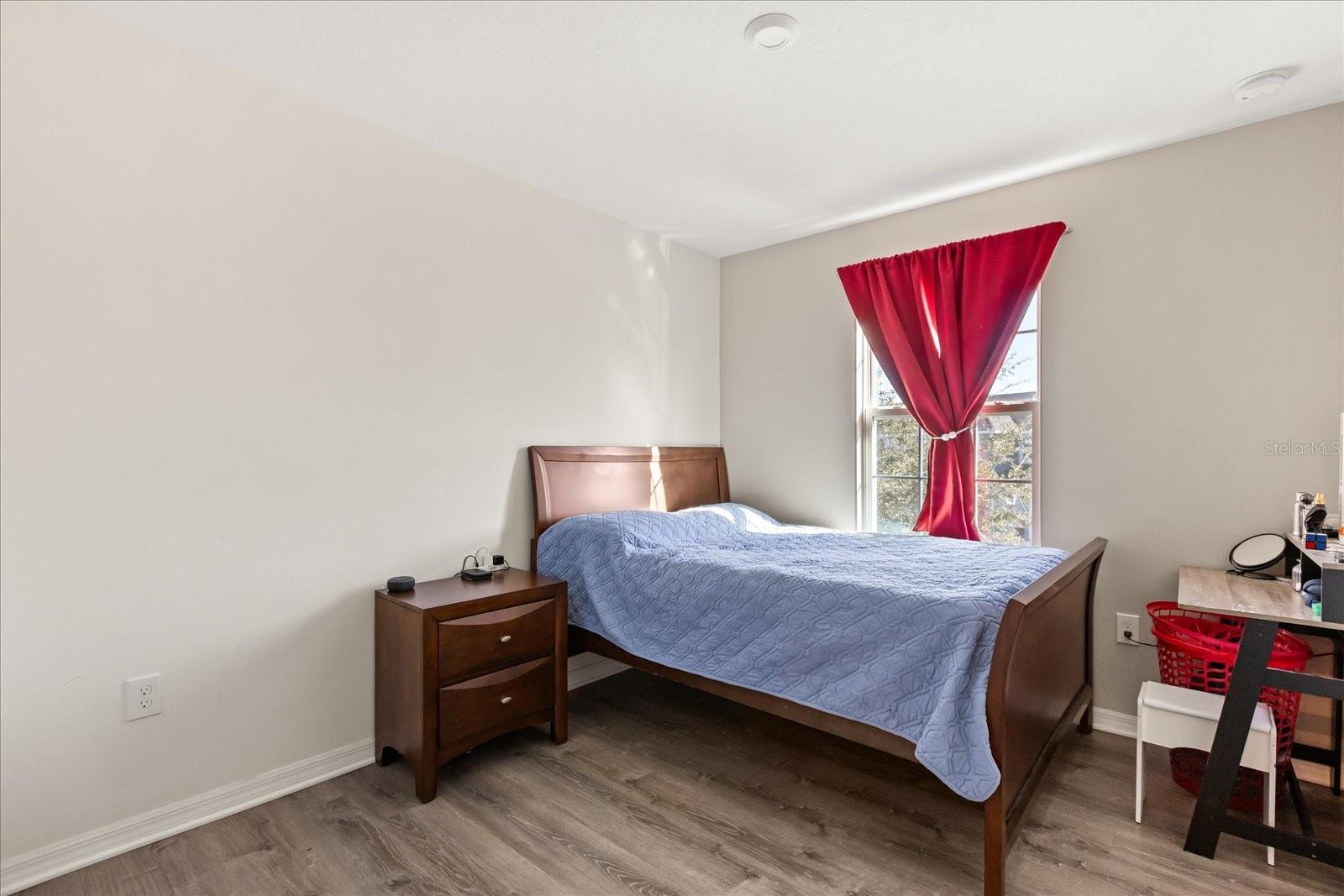 Image 19 of 26 For 2087 Crystal Bell Street