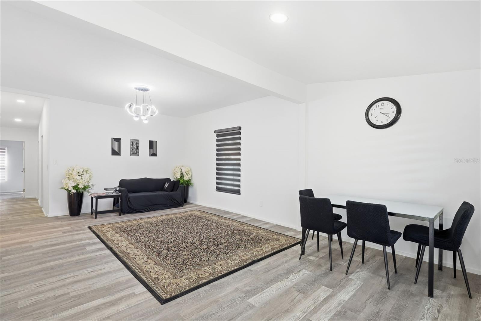 Image 13 of 46 For 8514 Branch Avenue