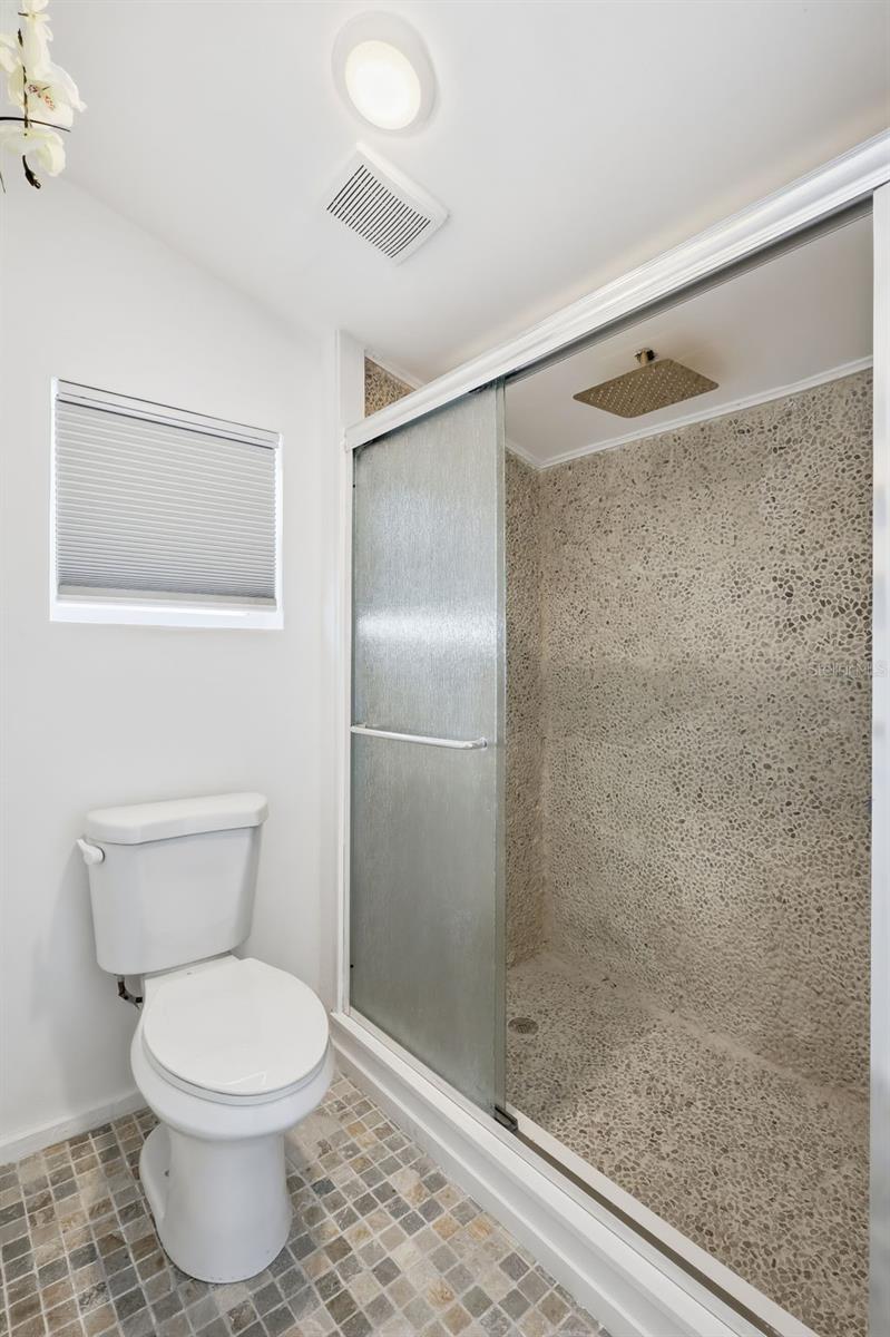 Image 31 of 46 For 8514 Branch Avenue