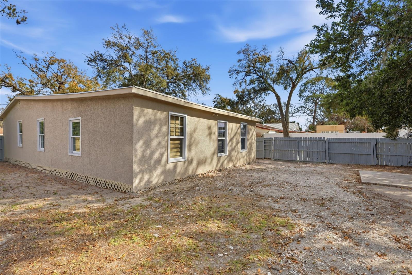 Image 6 of 46 For 8514 Branch Avenue