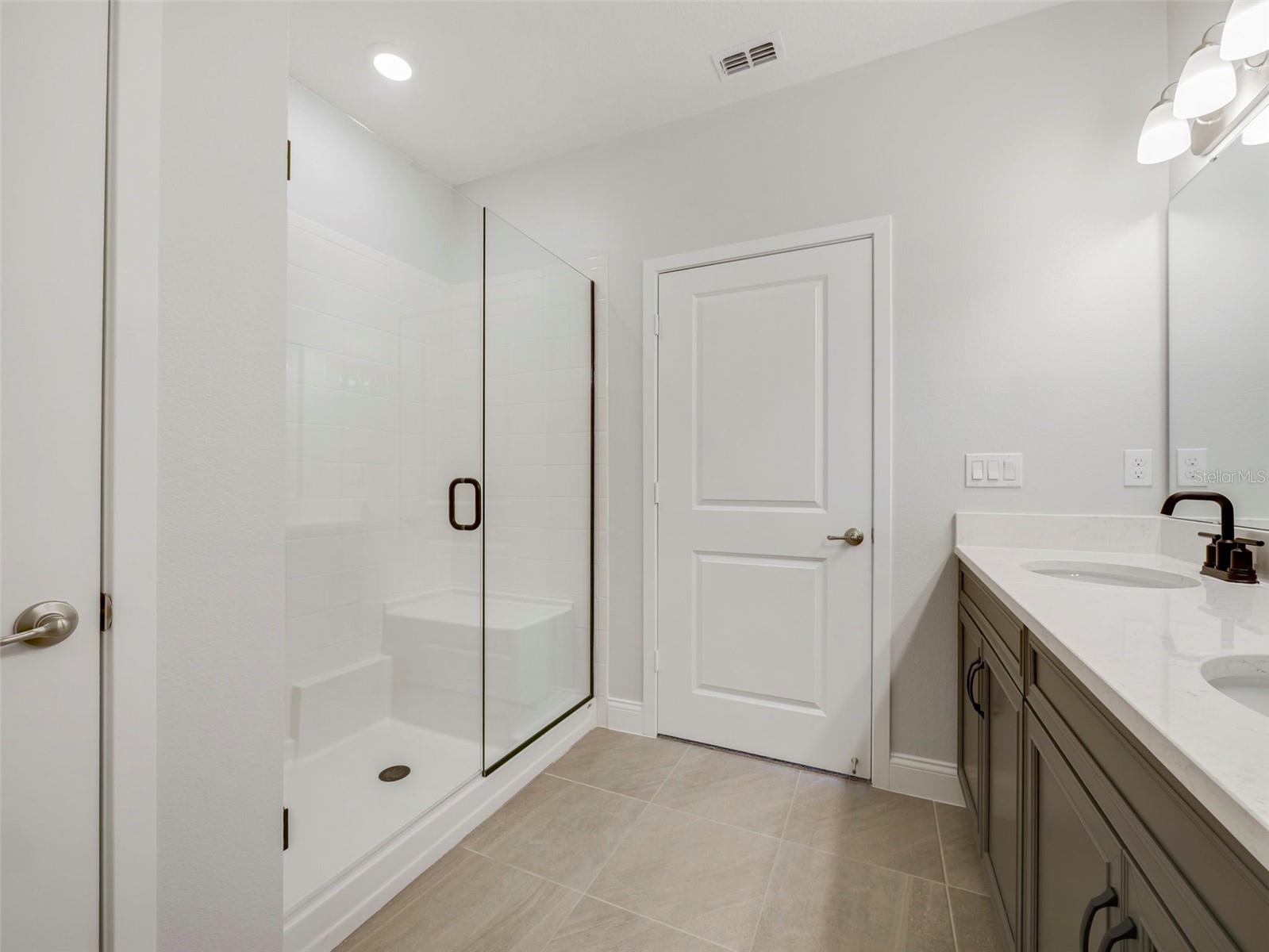 Image 14 of 22 For 7545 Laureate Boulevard 7301