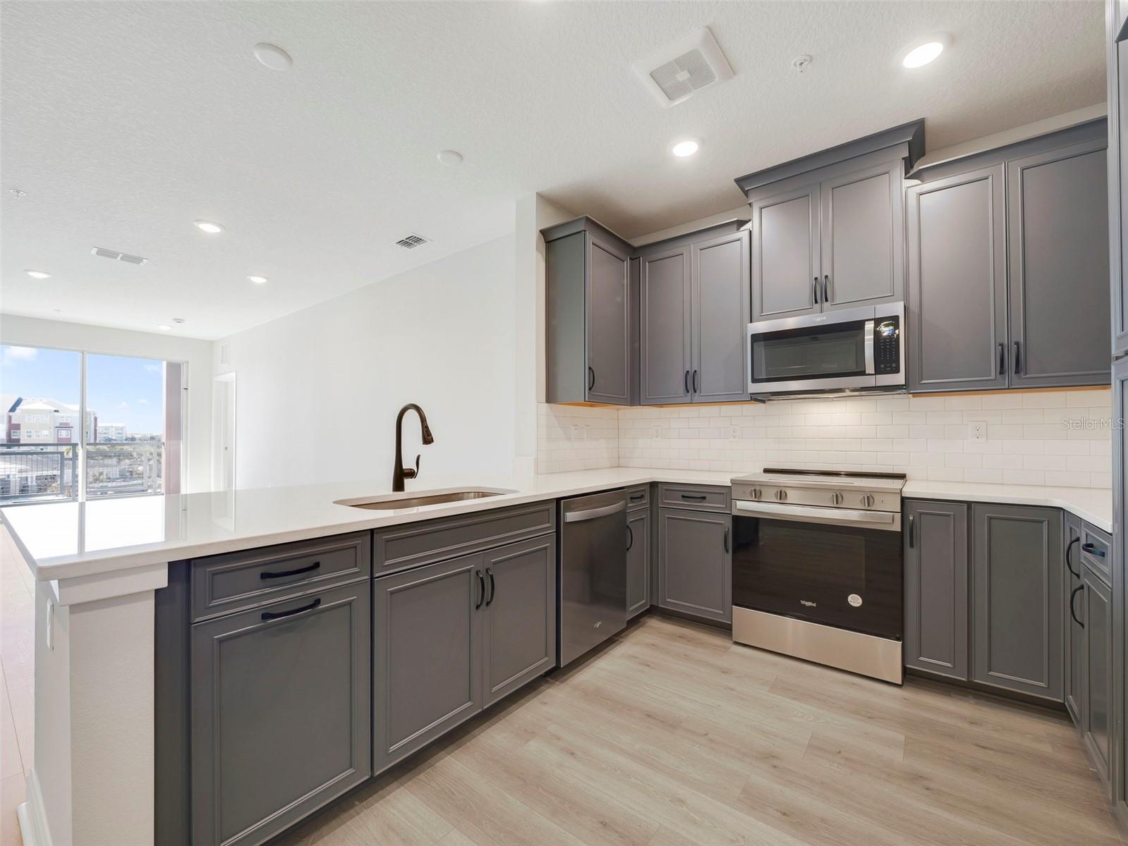 Image 6 of 22 For 7545 Laureate Boulevard 7301