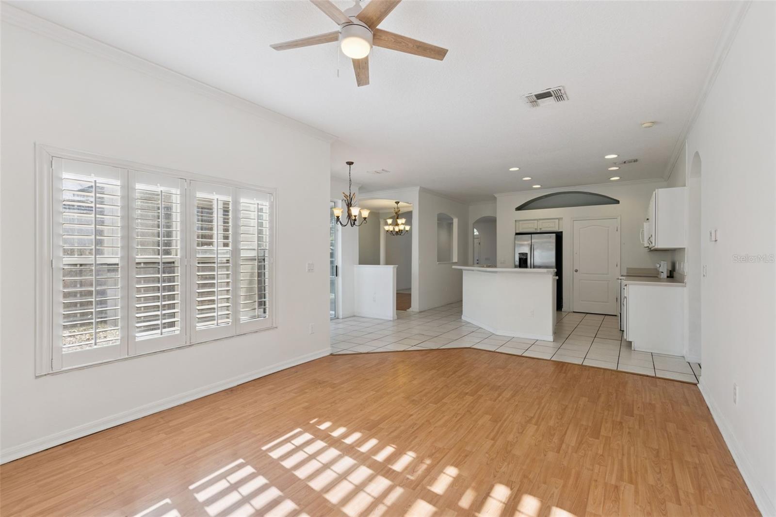 Image 12 of 44 For 5067 Jetsail Drive