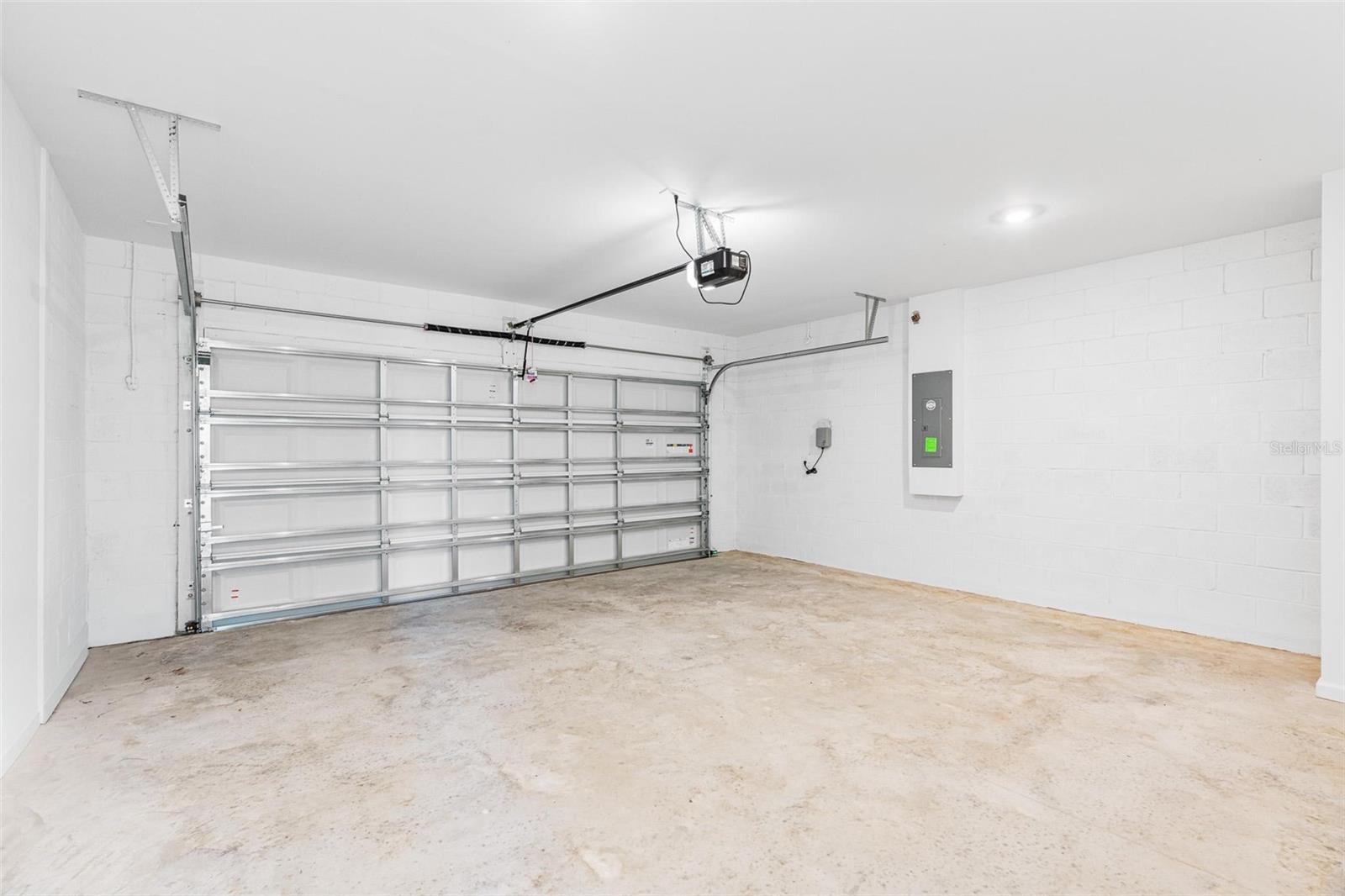 Image 24 of 36 For 6424 Domizio Drive