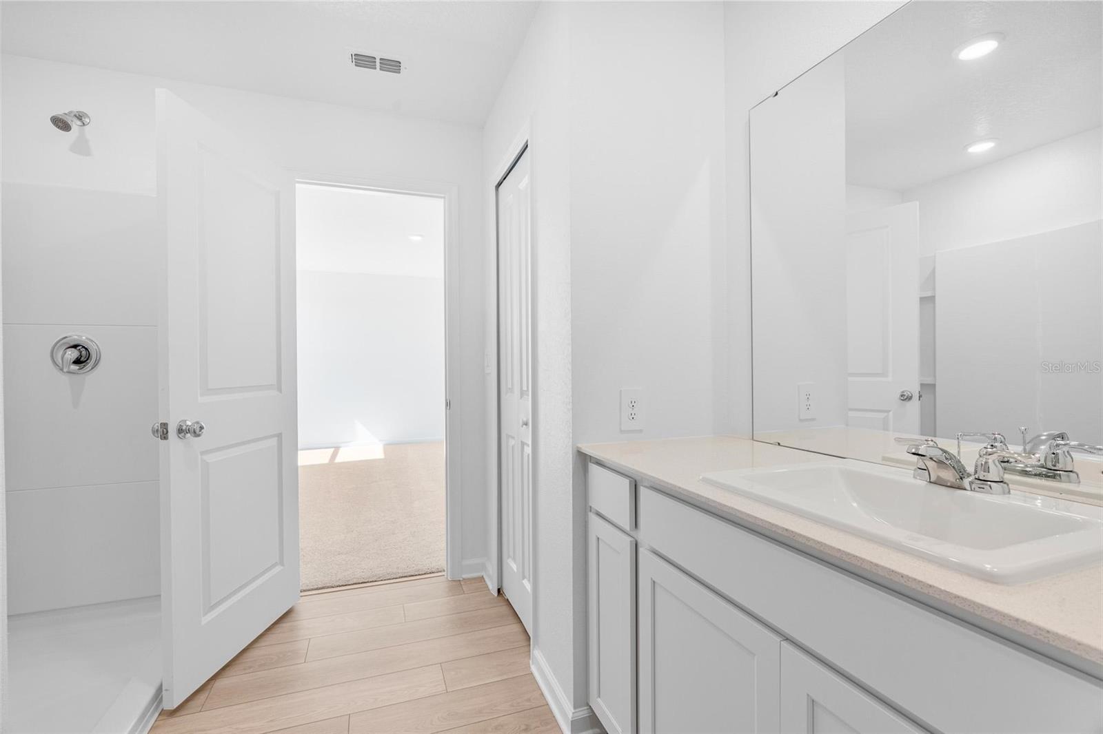 Image 29 of 36 For 6424 Domizio Drive