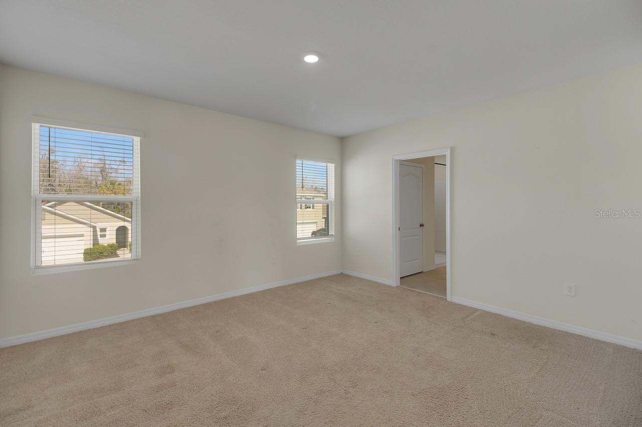 Image 23 of 37 For 3429 Curlew Avenue