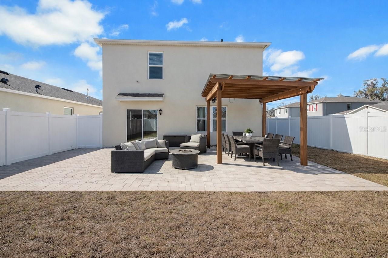 Image 6 of 37 For 3429 Curlew Avenue