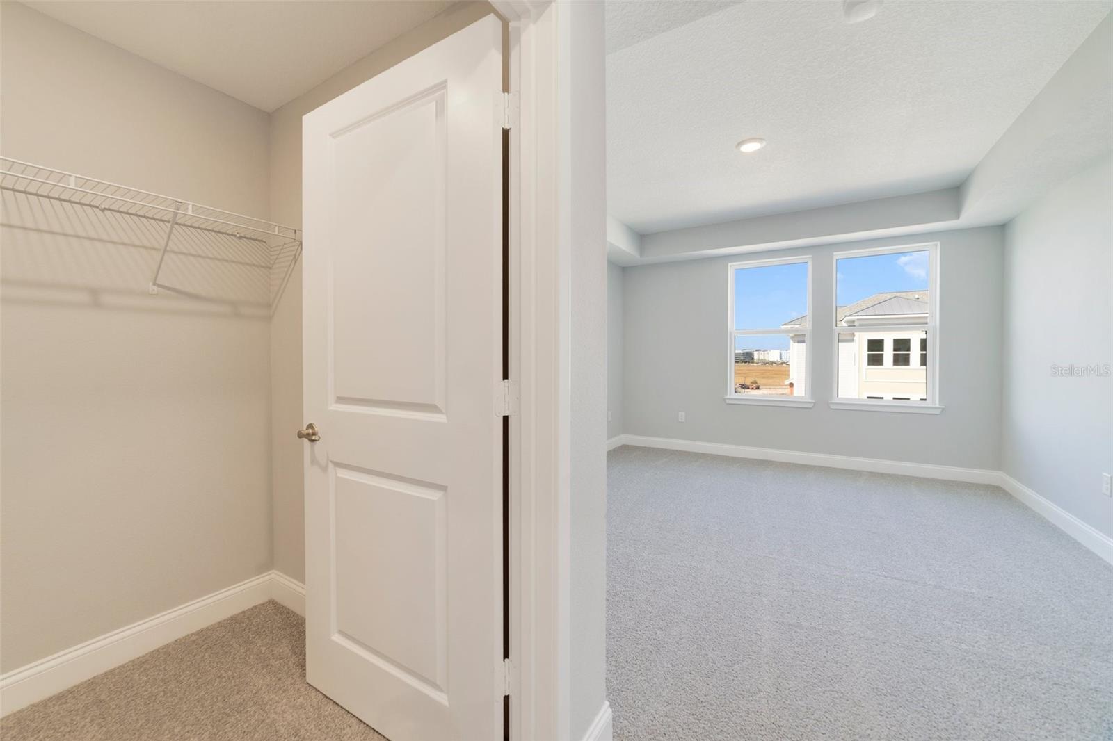 Image 18 of 26 For 7557 Laureate Boulevard 6401