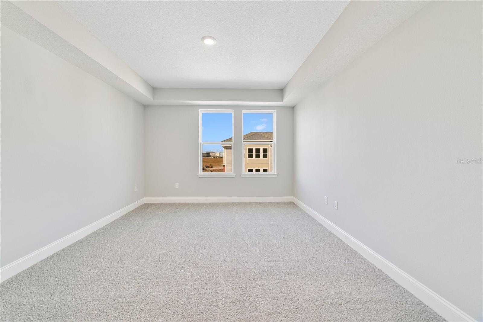 Image 19 of 26 For 7557 Laureate Boulevard 6401