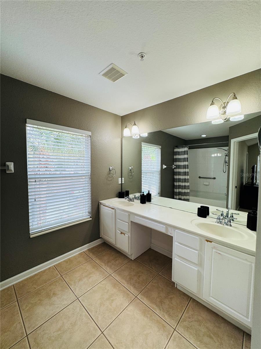 Image 11 of 22 For 6908 Sperone Street