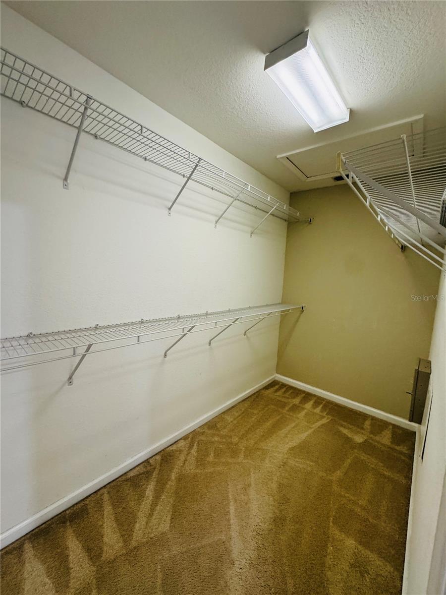 Image 12 of 22 For 6908 Sperone Street