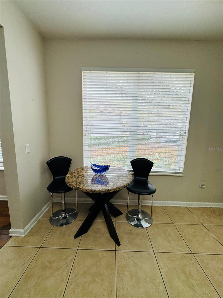 Image 5 of 22 For 6908 Sperone Street