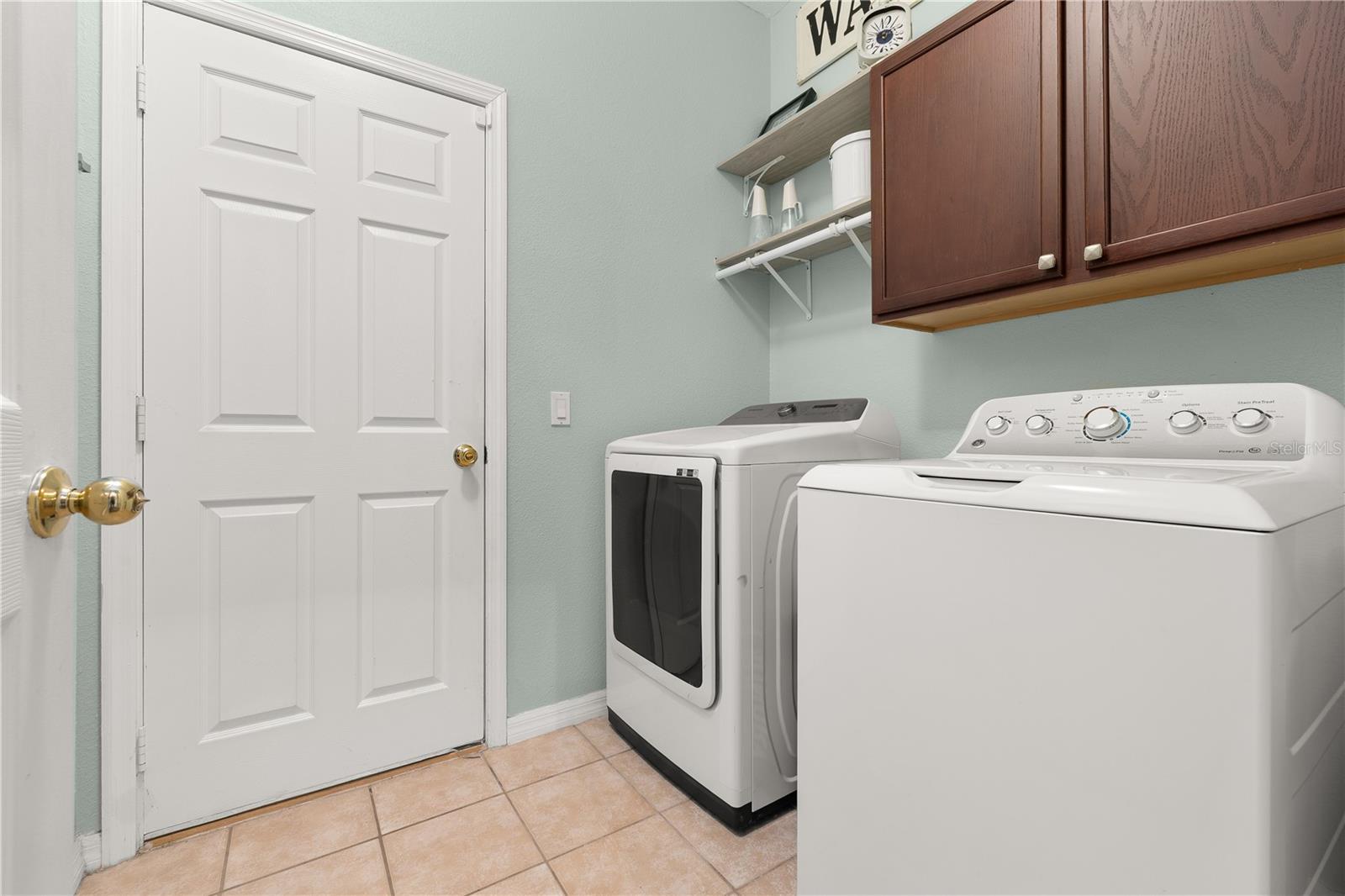 Image 19 of 48 For 1831 Windward Oaks Court