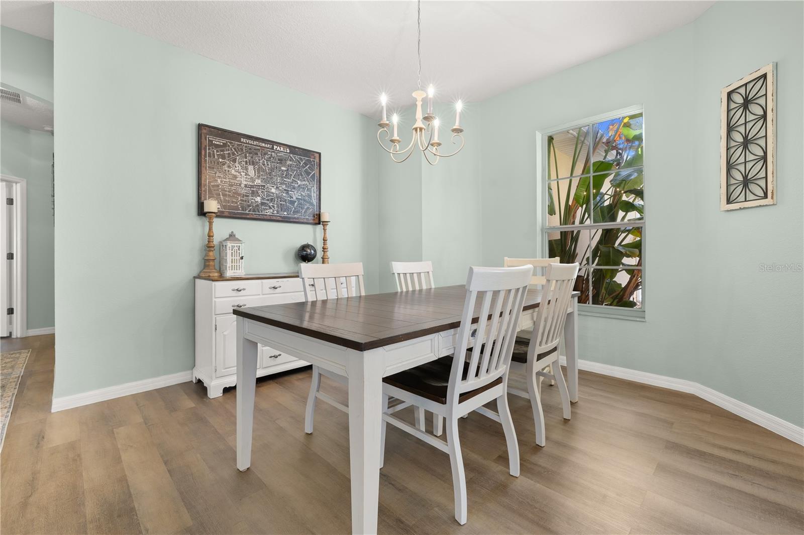 Image 5 of 48 For 1831 Windward Oaks Court