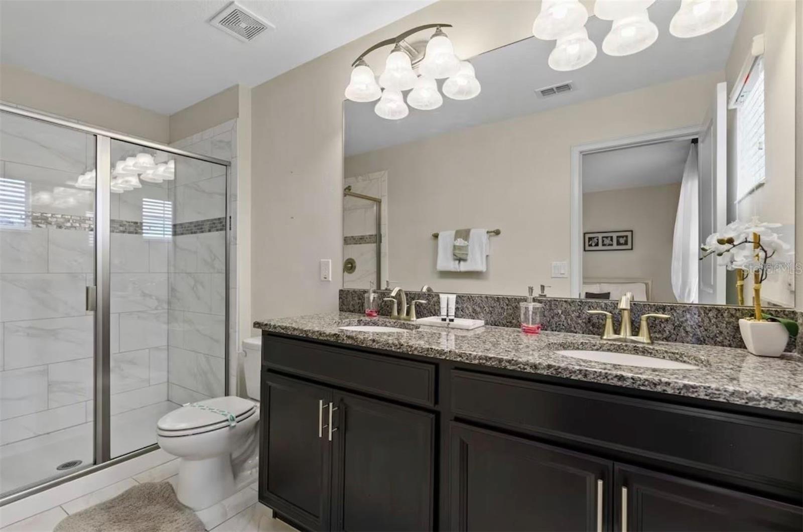 Image 14 of 38 For 4700 Sleepy Hollow Drive