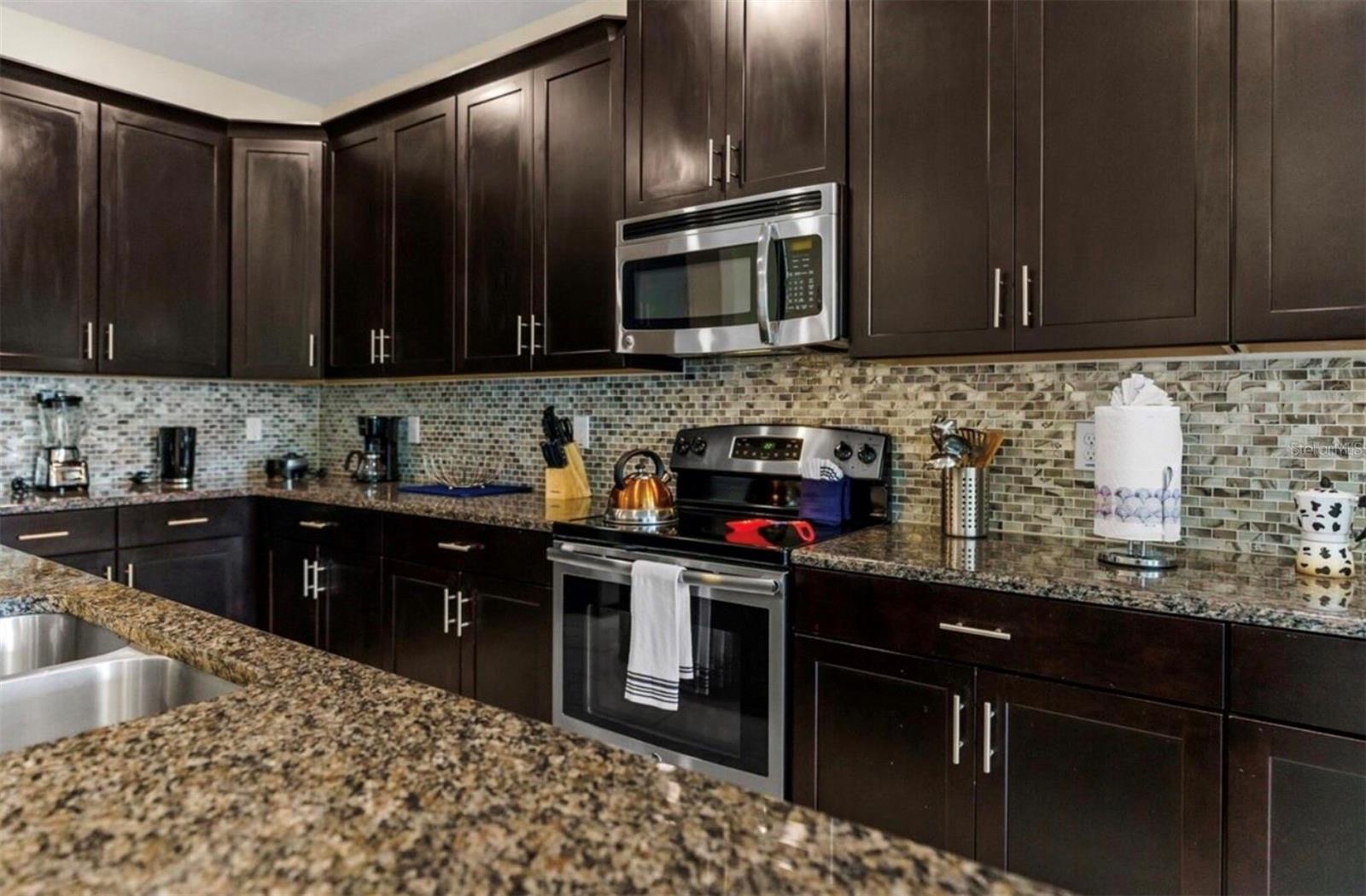 Image 5 of 38 For 4700 Sleepy Hollow Drive