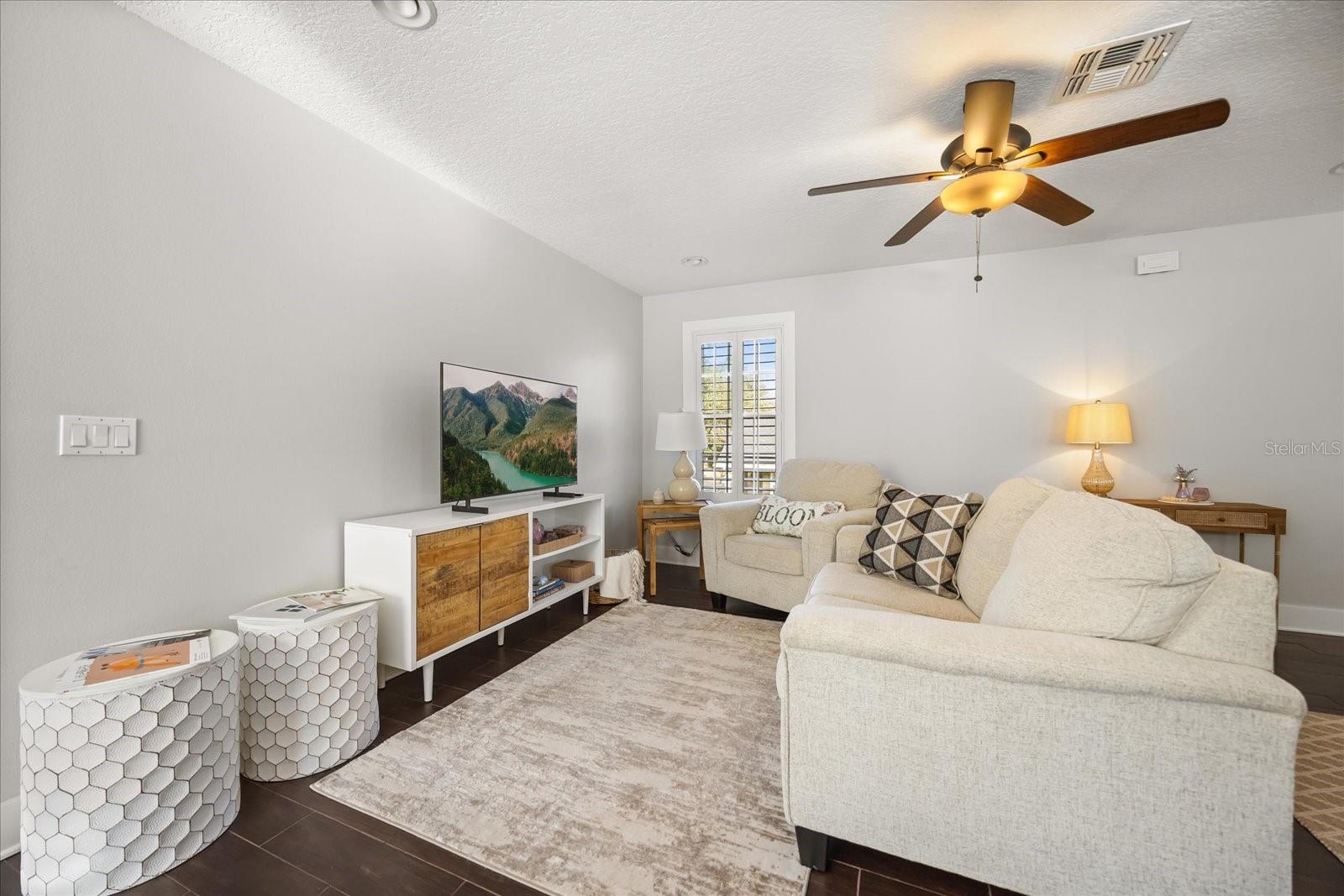 Image 43 of 51 For 815 Spring Park Loop