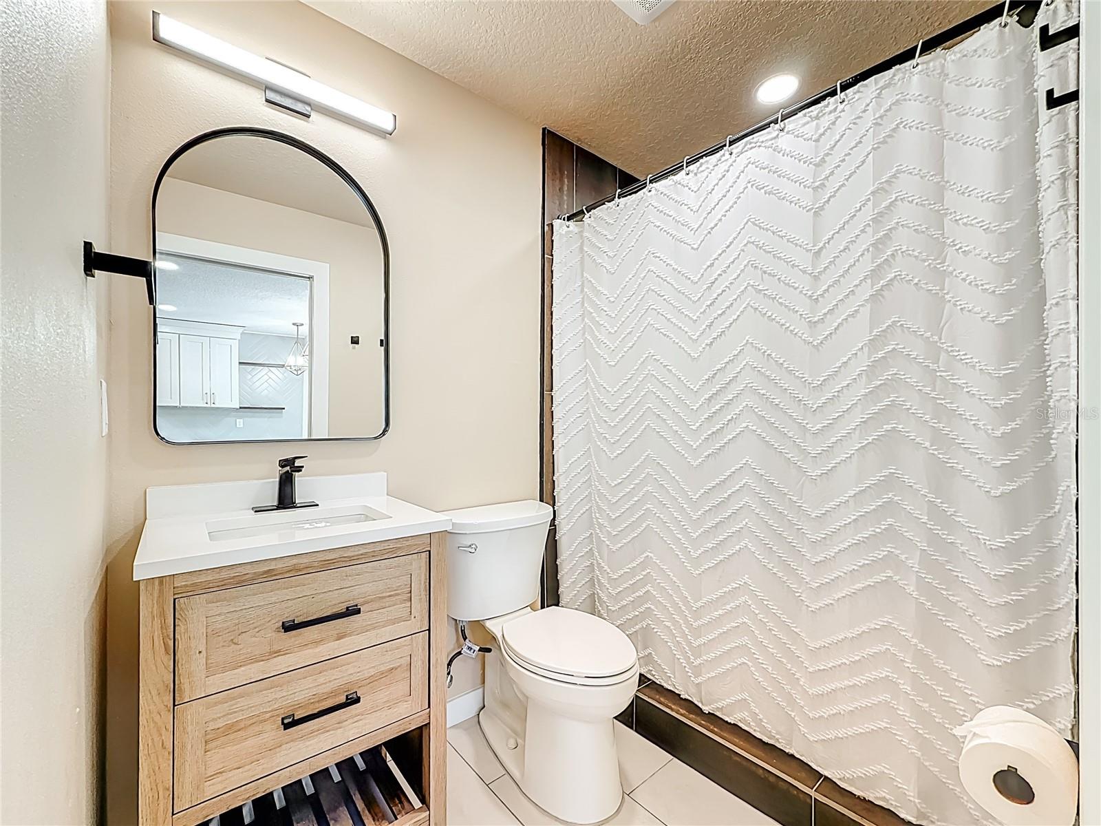 Image 11 of 15 For 6948 Dartmouth Avenue N