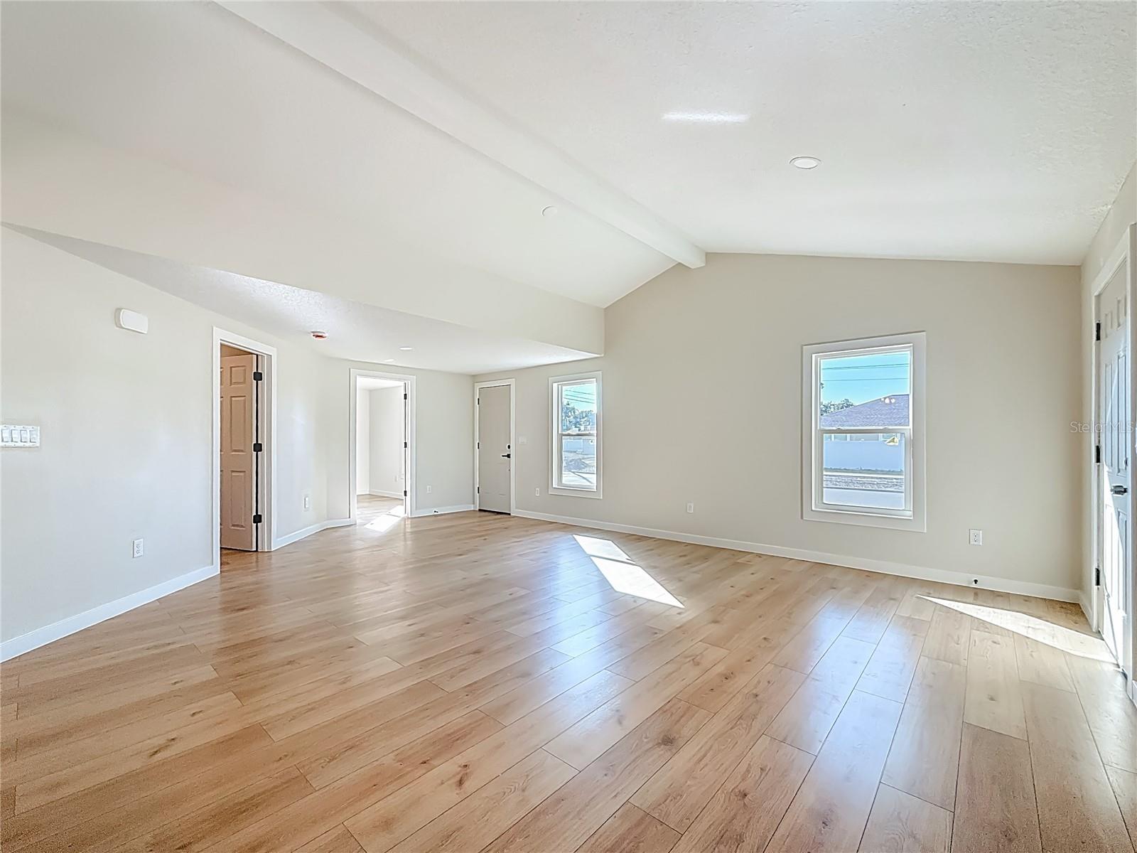 Image 5 of 15 For 6948 Dartmouth Avenue N