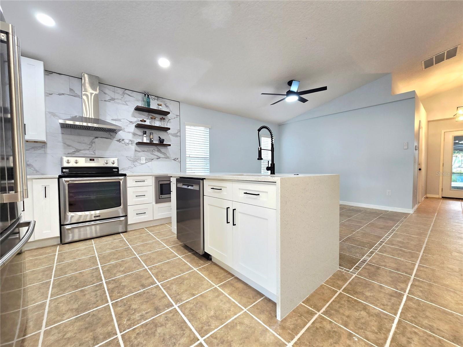 Image 16 of 46 For 531 1st Avenue