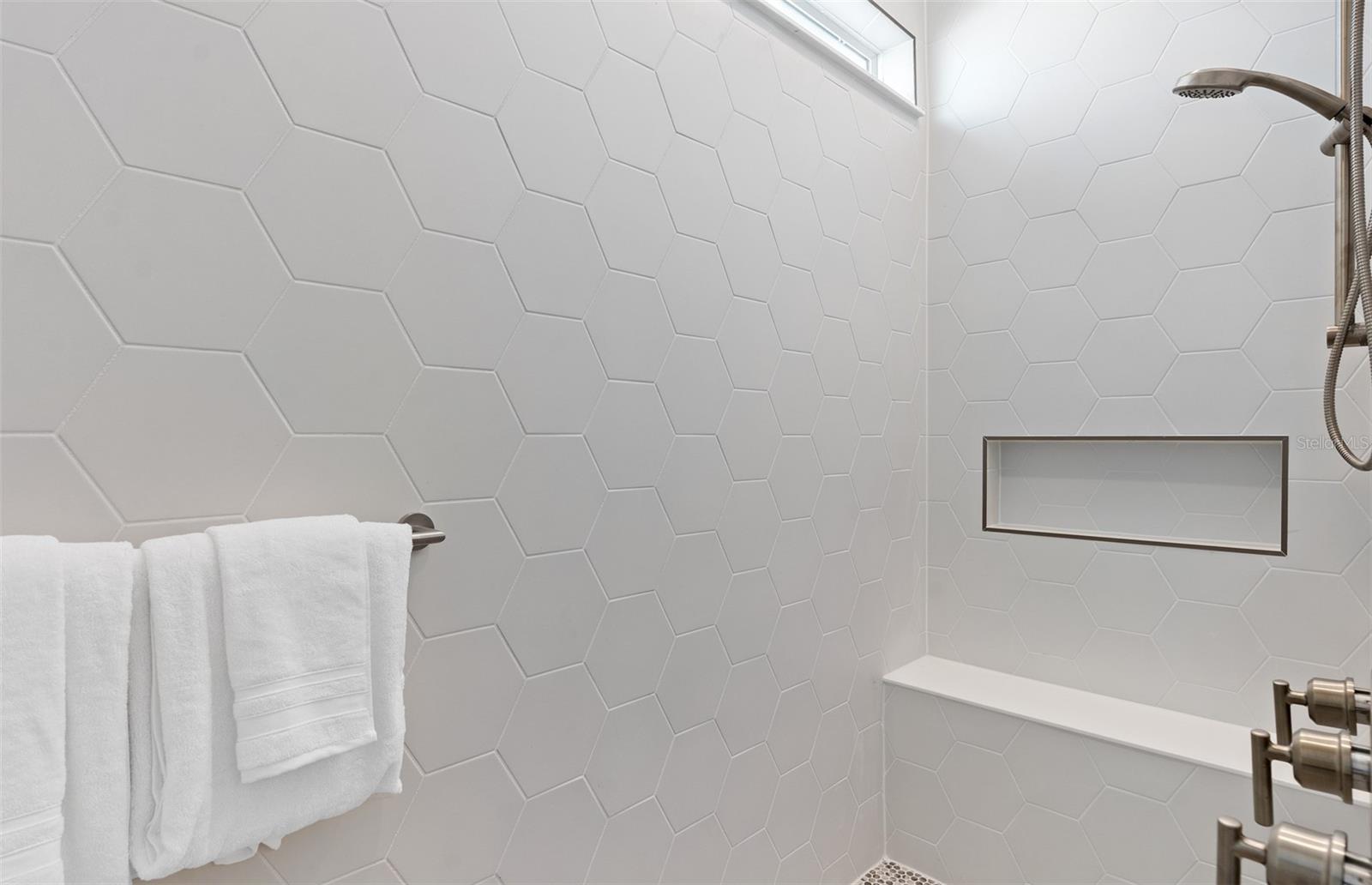 Image 30 of 47 For 2571 Painted Sky Avenue