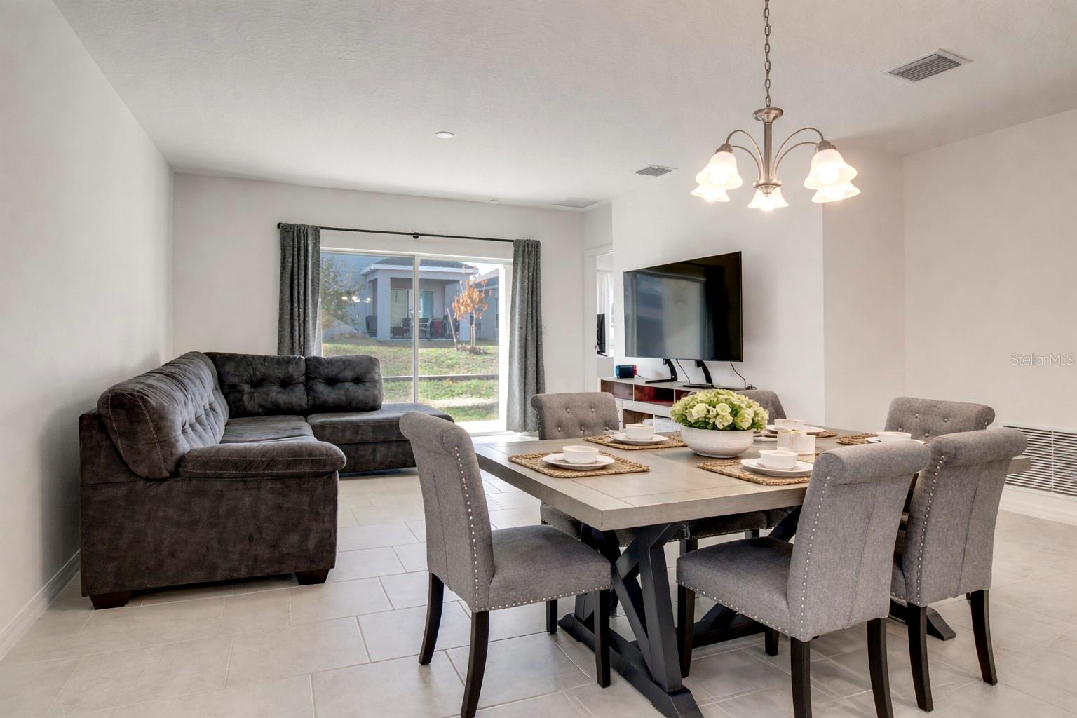 Image 7 of 22 For 1624 Swan Swim