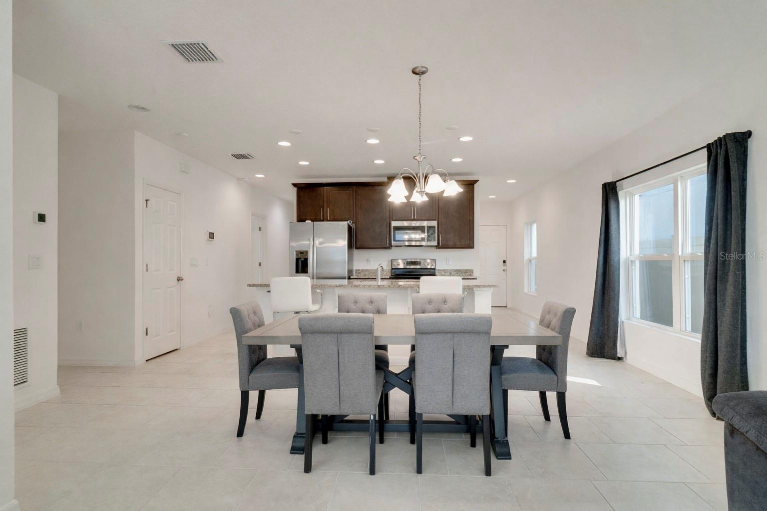 Image 8 of 22 For 1624 Swan Swim