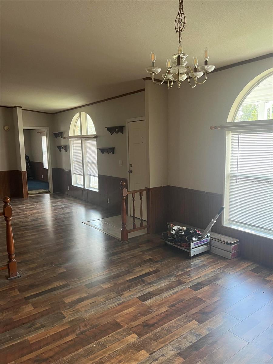 Image 7 of 15 For 4435 Tevalo Drive