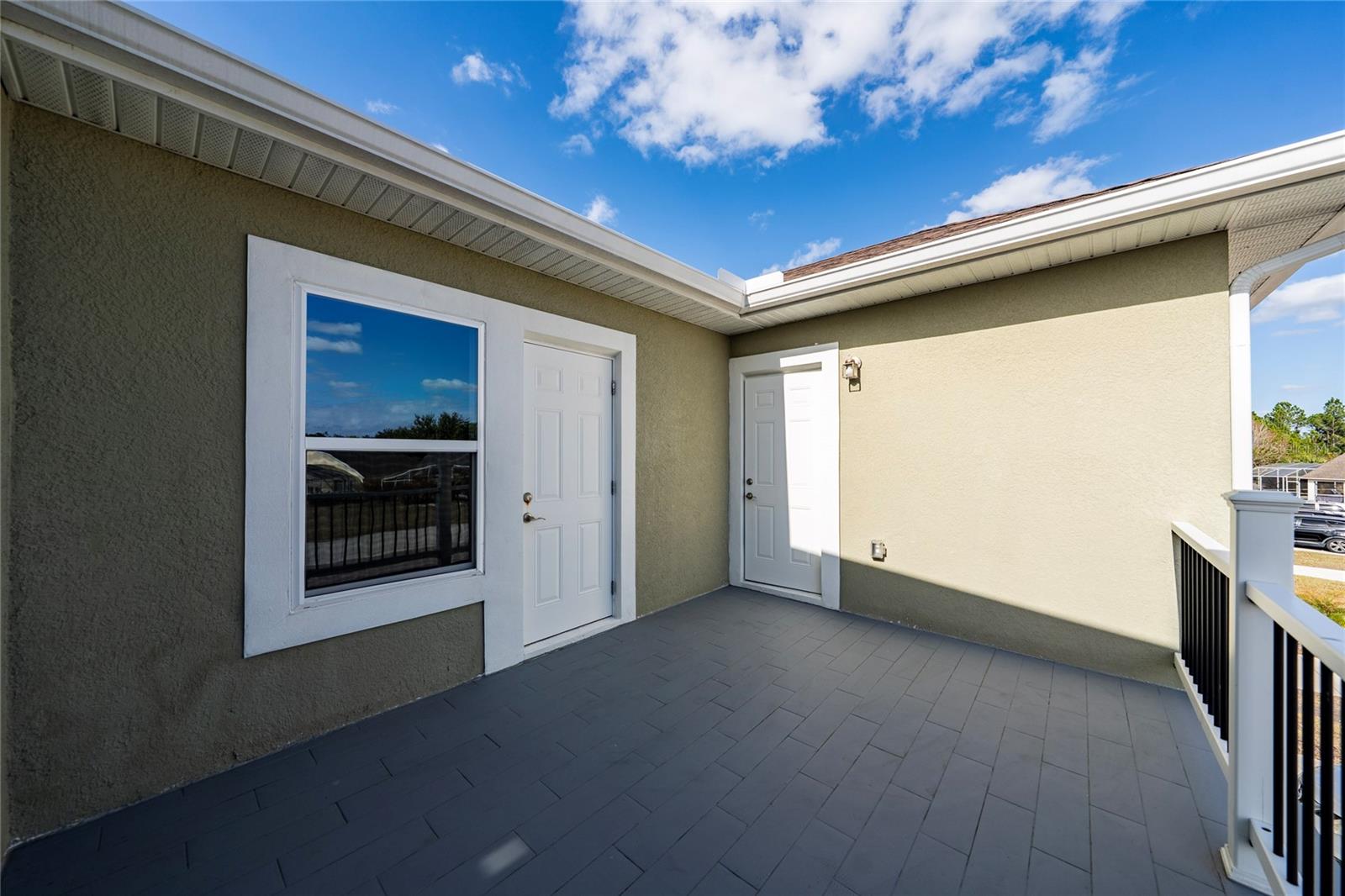 Image 19 of 43 For 462 Lake Shore Parkway