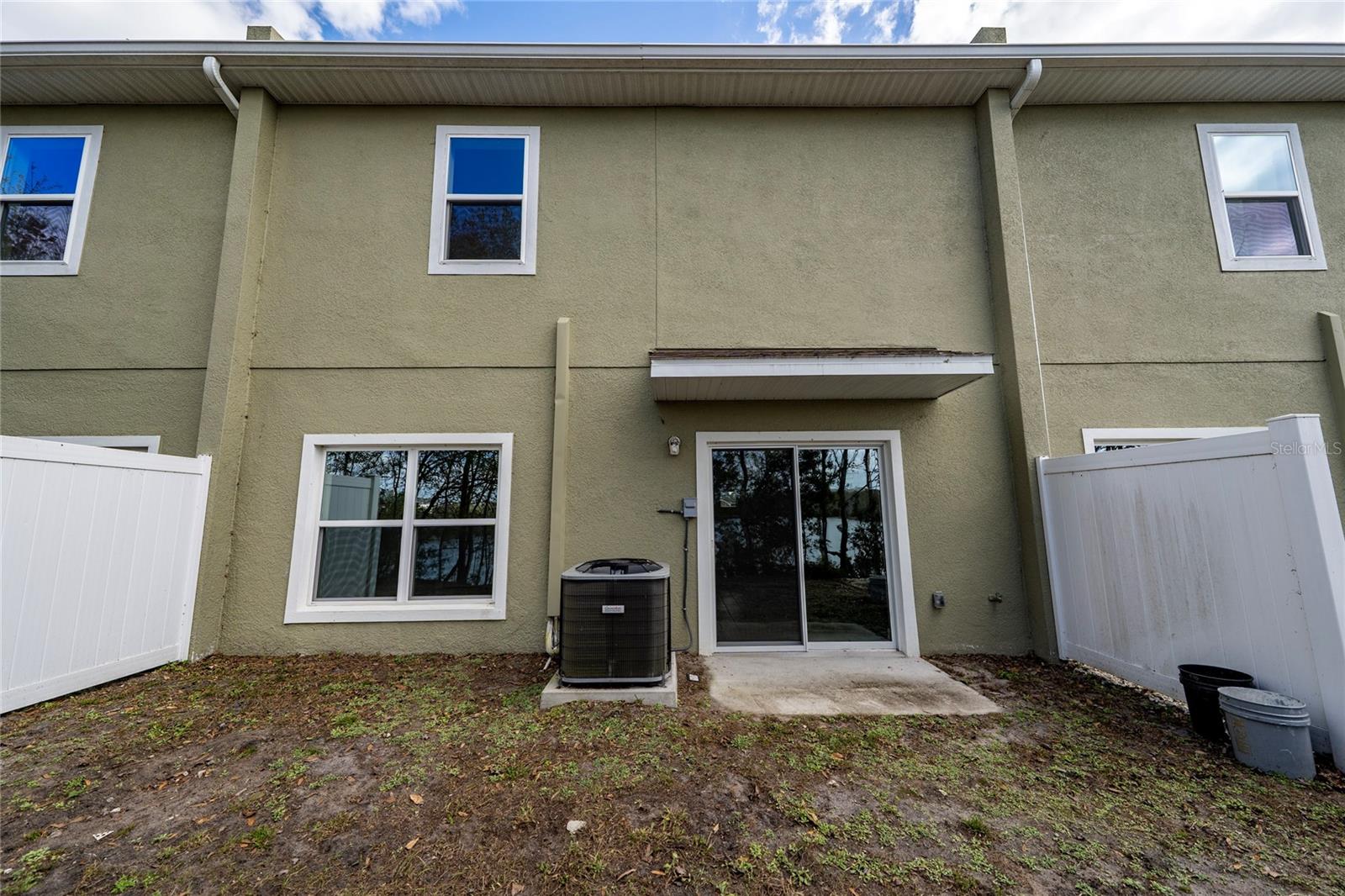 Image 29 of 43 For 462 Lake Shore Parkway