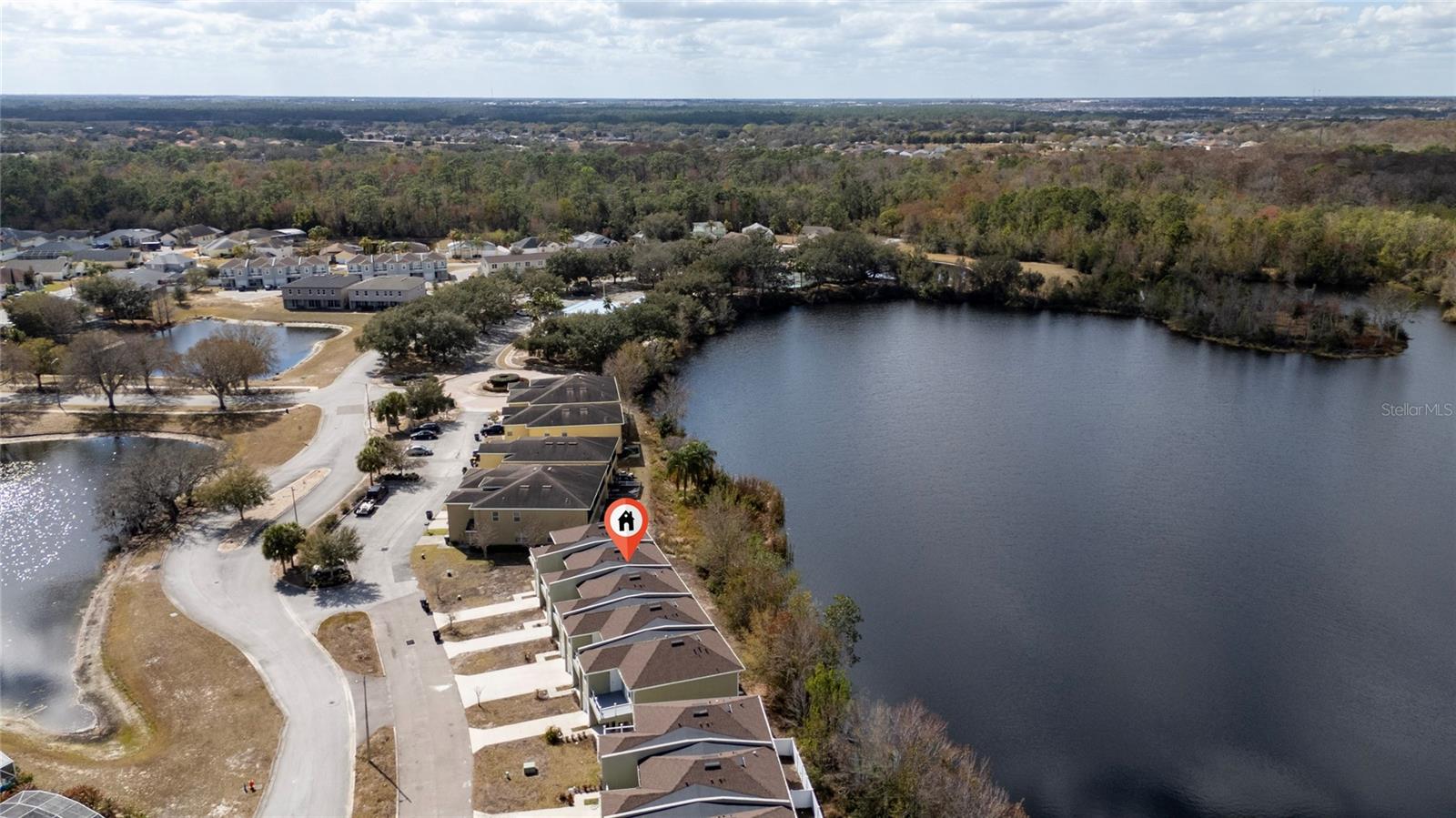 Image 37 of 43 For 462 Lake Shore Parkway