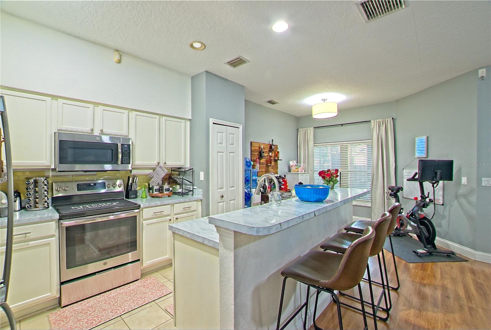 Image 9 of 43 For 131 Lisa Loop