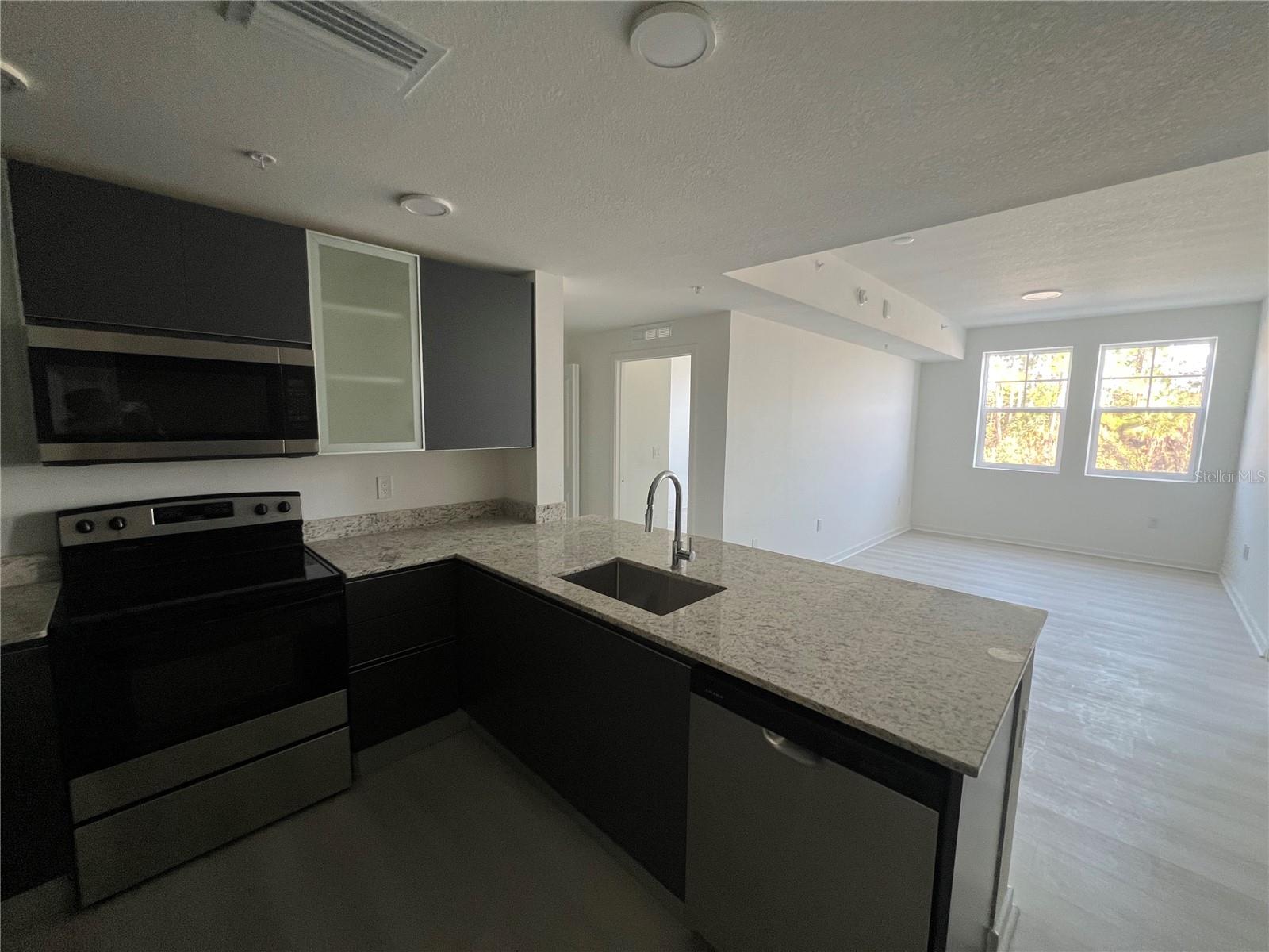 Image 19 of 31 For 5592 Millenia Park Boulevard 214