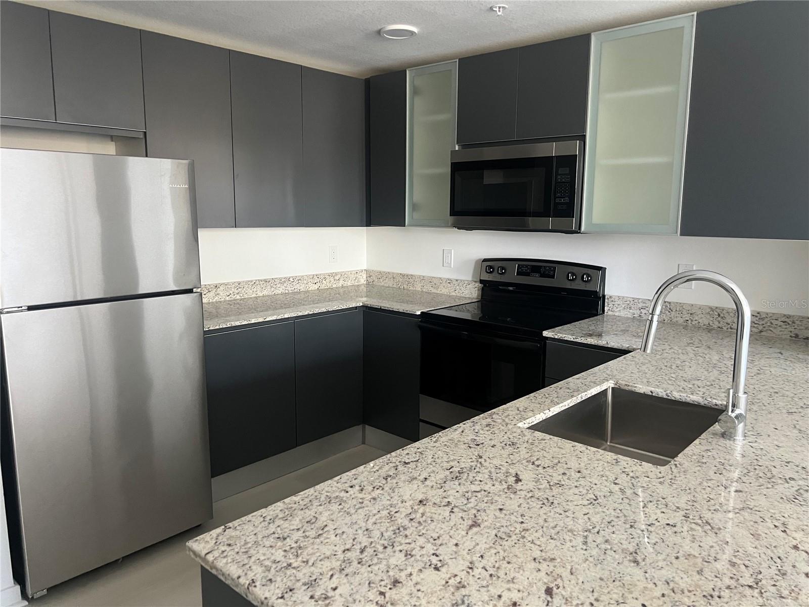 Image 3 of 31 For 5592 Millenia Park Boulevard 214