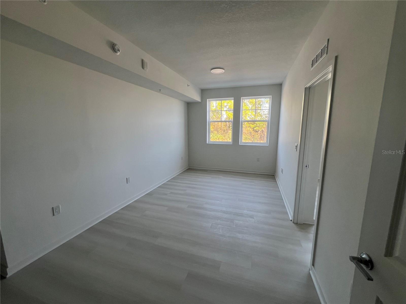 Image 6 of 31 For 5592 Millenia Park Boulevard 214