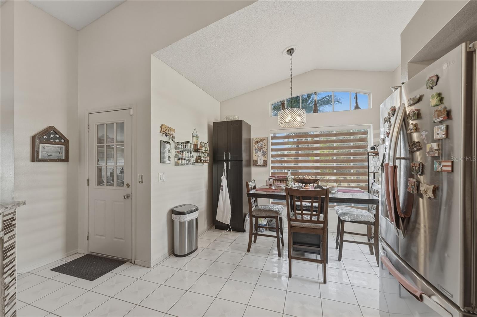 Image 31 of 52 For 1521 Larks Nest Court