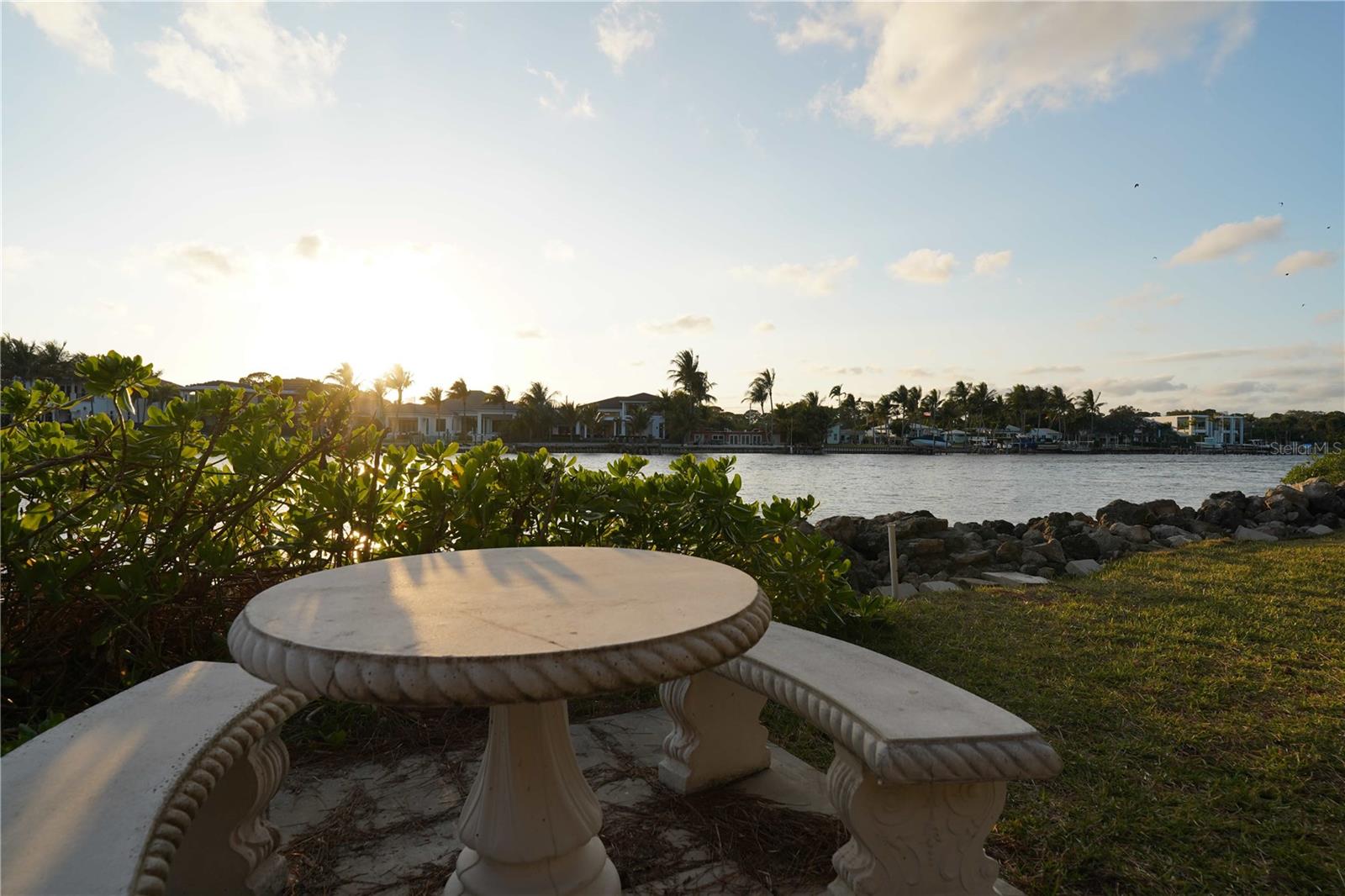 Image 17 of 29 For 2101 Marina Isle Way 104