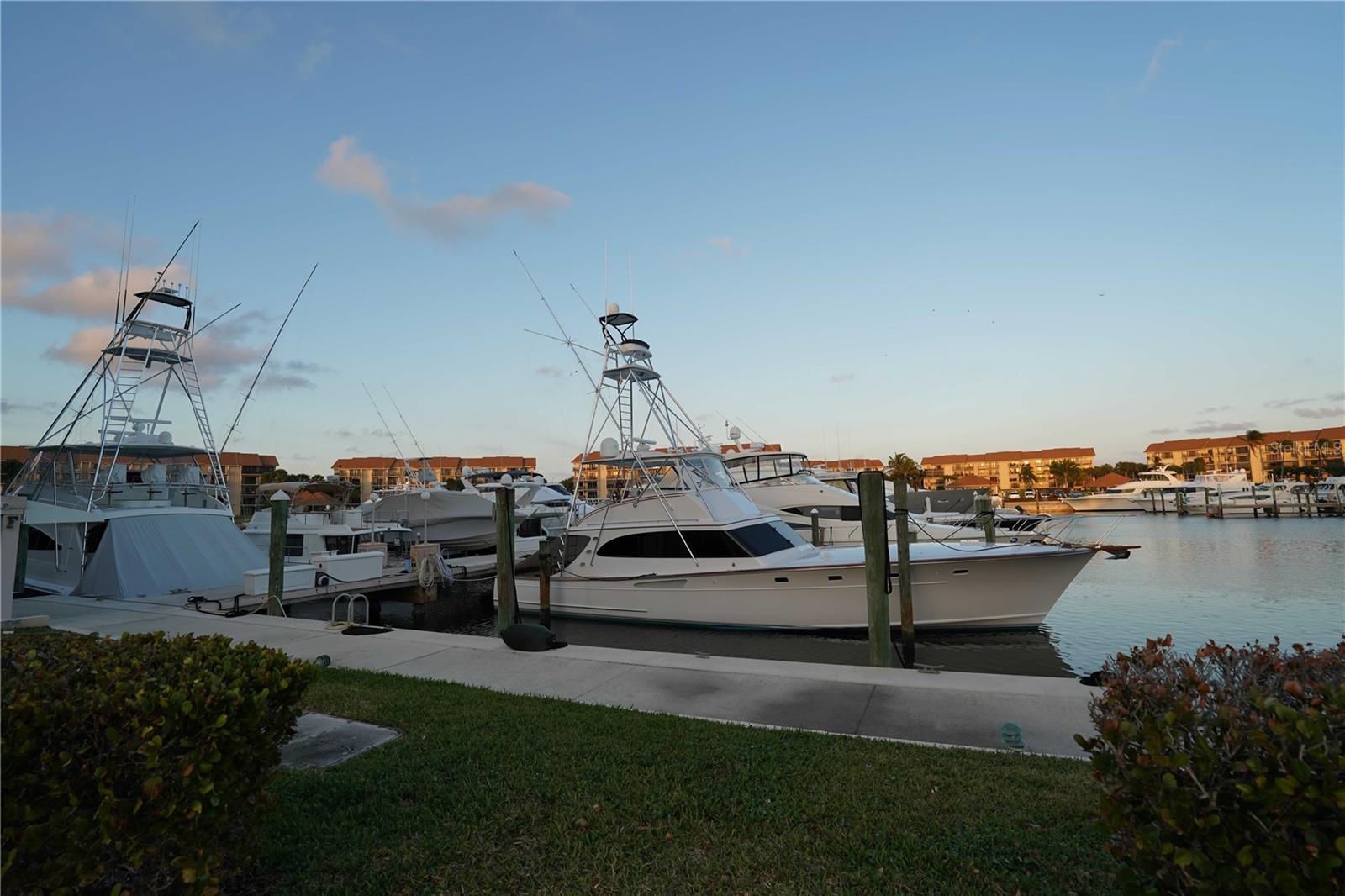 Image 29 of 29 For 2101 Marina Isle Way 104