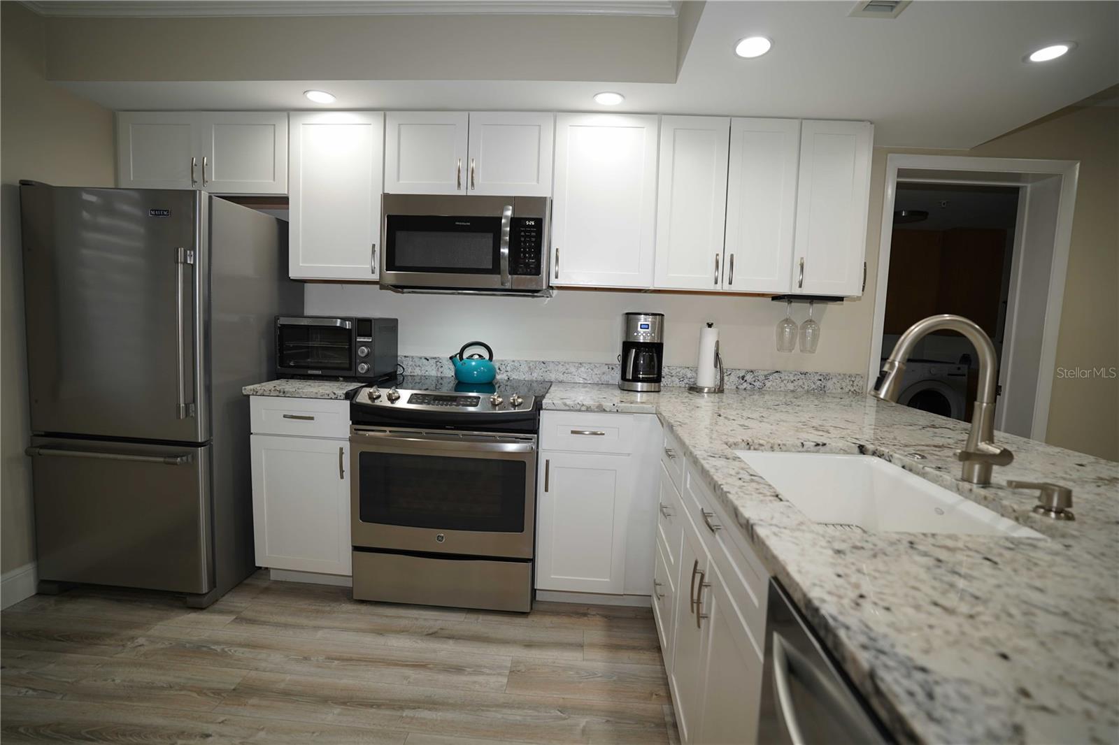 Image 6 of 29 For 2101 Marina Isle Way 104