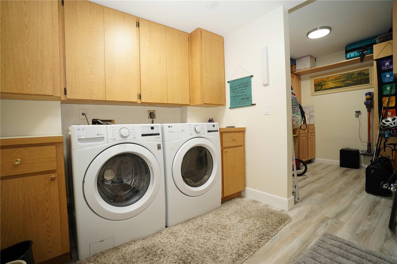 Image 9 of 29 For 2101 Marina Isle Way 104