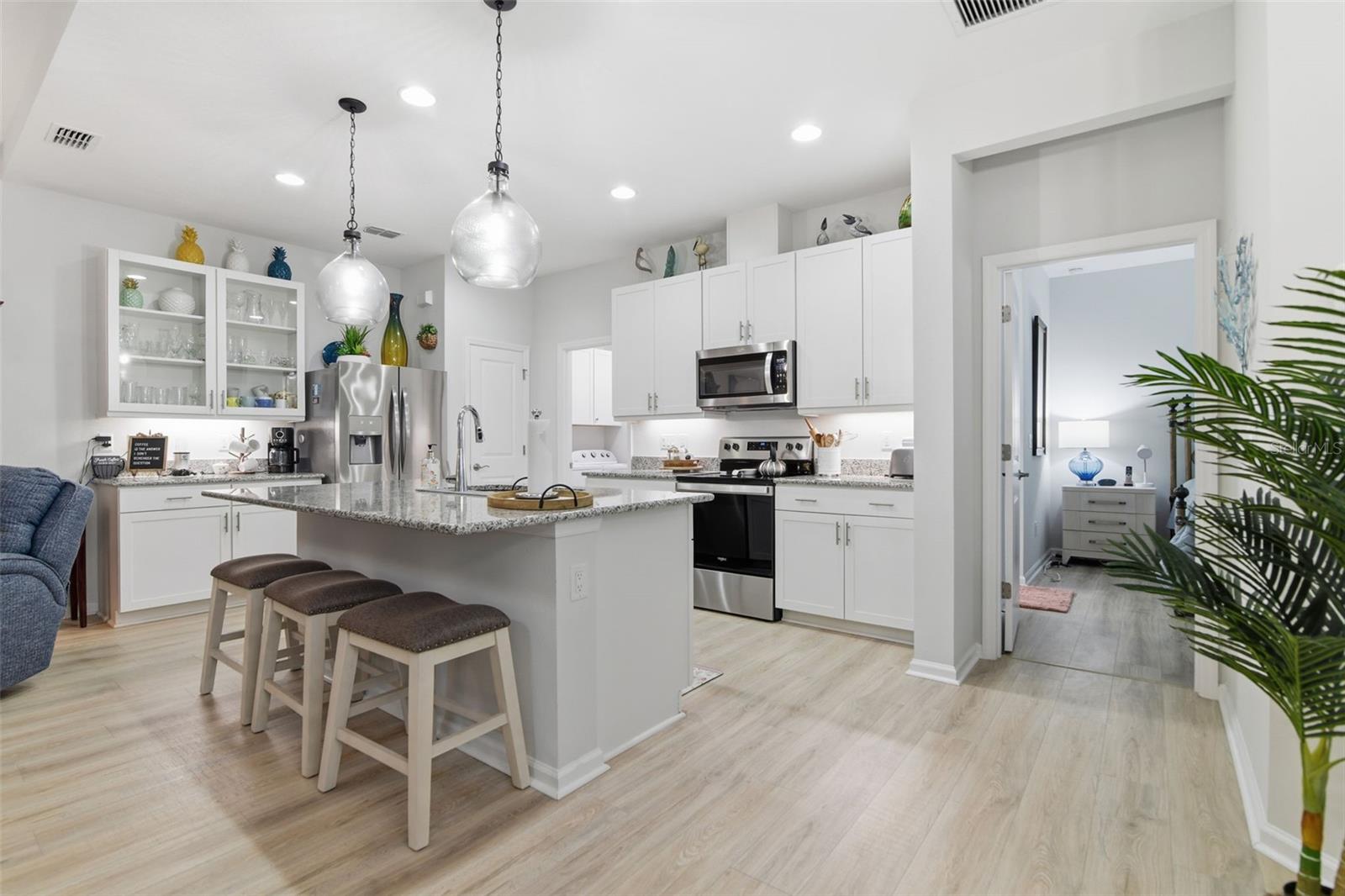 Image 14 of 34 For 521 Margaritaville Avenue