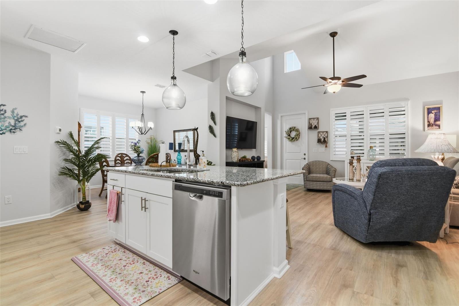 Image 15 of 34 For 521 Margaritaville Avenue