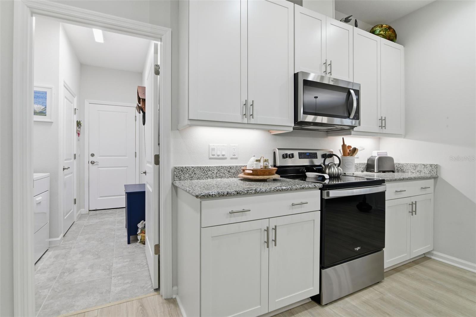 Image 17 of 34 For 521 Margaritaville Avenue